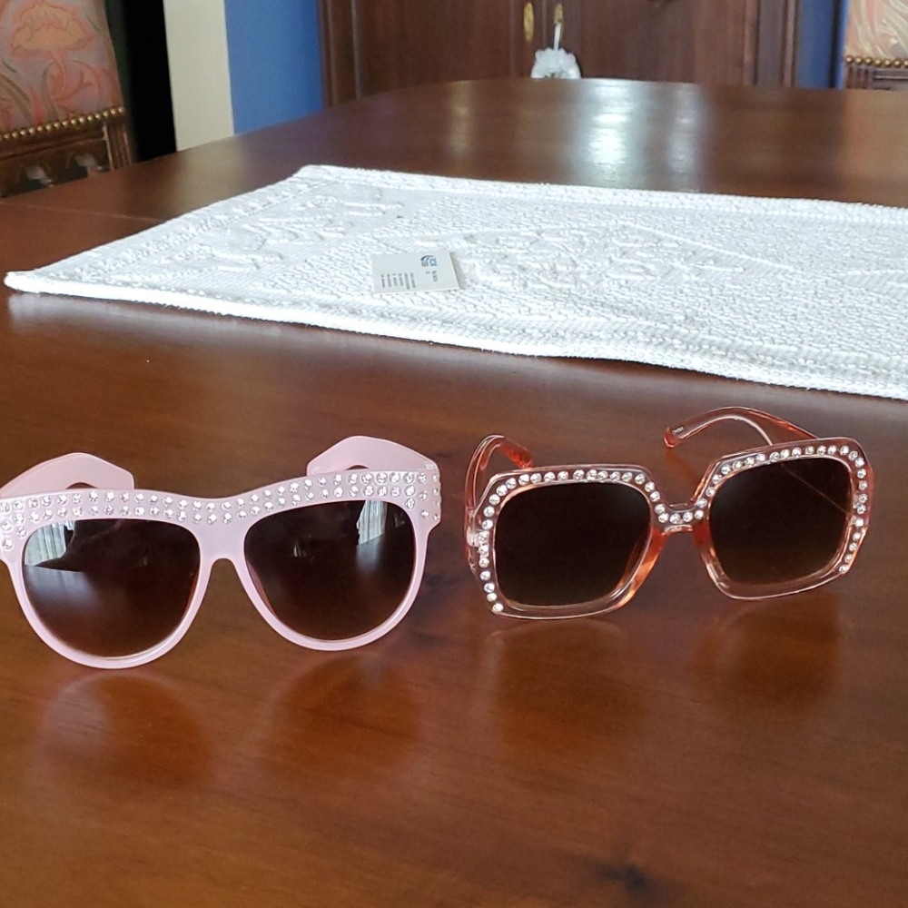 Sunglasses rhinestones, 2 $10, pink, rosè.